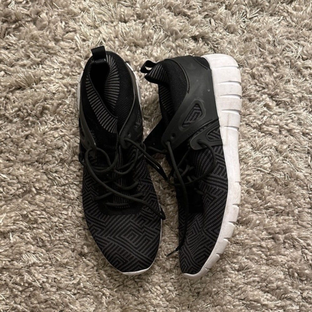 H&M Black and White Men's Shoes